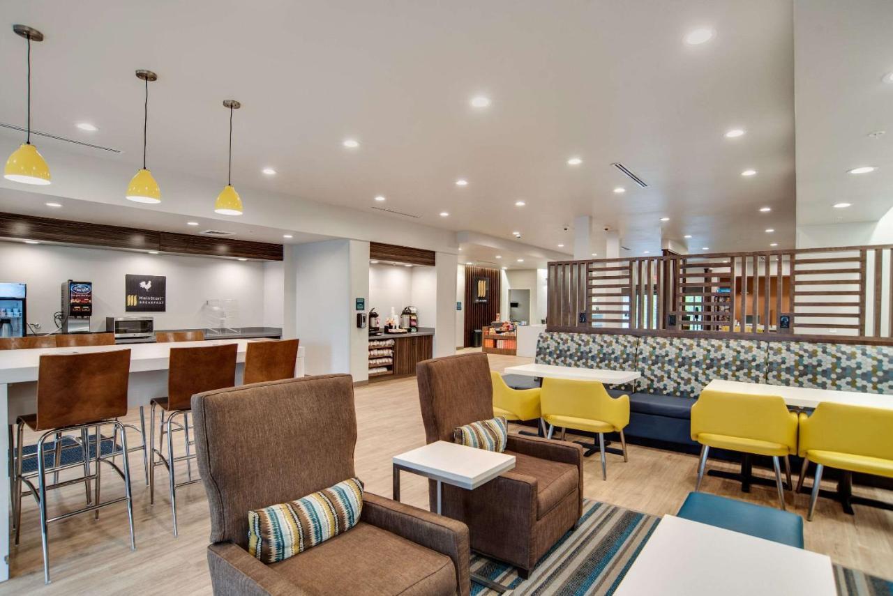 Mainstay Suites Carlisle - Harrisburg Bagian luar foto
