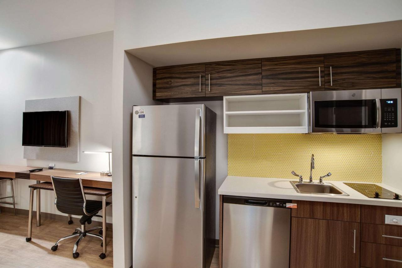 Mainstay Suites Carlisle - Harrisburg Bagian luar foto