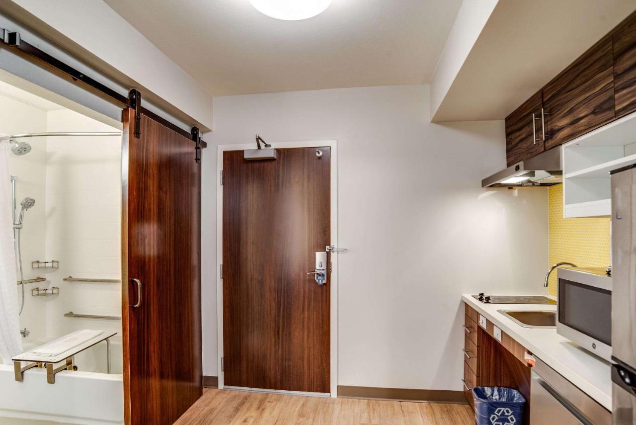 Mainstay Suites Carlisle - Harrisburg Bagian luar foto